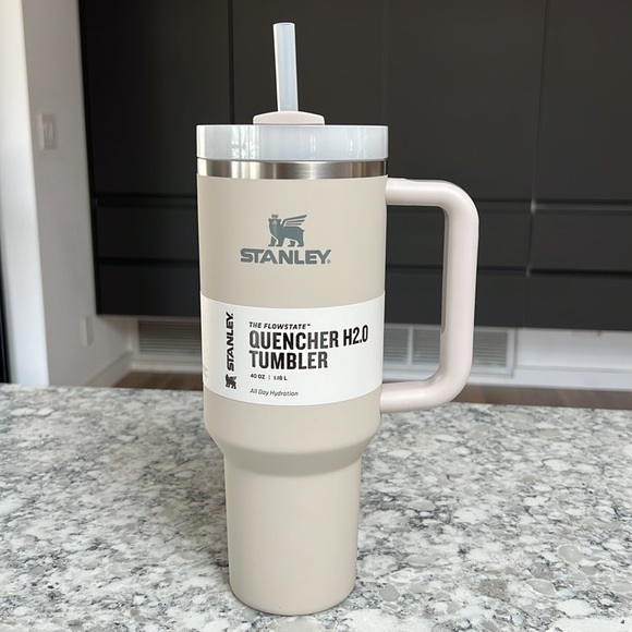 Stanley Other Nwt Stanley Quencher H2 Flowstate Tumbler Soft Matte